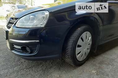 Седан Volkswagen Jetta 2006 в Киеве