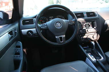 Седан Volkswagen Jetta 2012 в Харькове