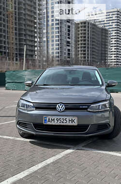 Седан Volkswagen Jetta 2013 в Киеве