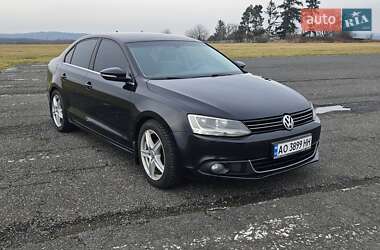 Volkswagen Jetta 2011