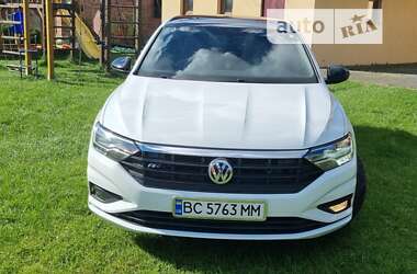Седан Volkswagen Jetta 2019 в Львове