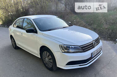 Седан Volkswagen Jetta 2015 в Харькове