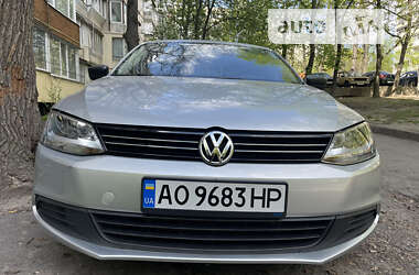 Седан Volkswagen Jetta 2013 в Киеве