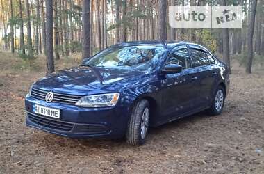 Седан Volkswagen Jetta 2013 в Богуславе