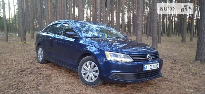 Седан Volkswagen Jetta 2013 в Богуславе