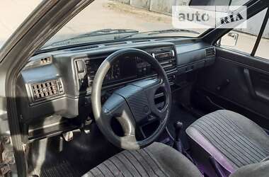 Седан Volkswagen Jetta 1988 в Днепре