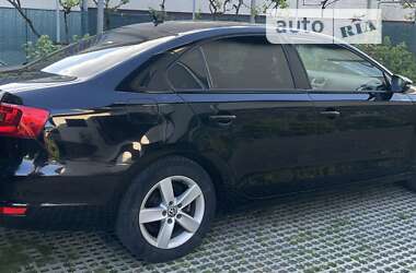 Volkswagen Jetta 2013