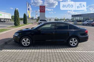 Седан Volkswagen Jetta 2013 в Мукачево