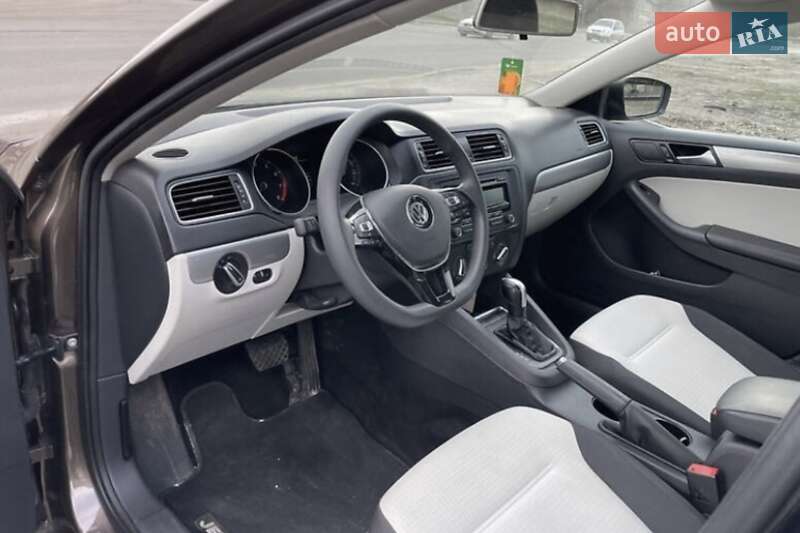 Седан Volkswagen Jetta 2014 в Киеве