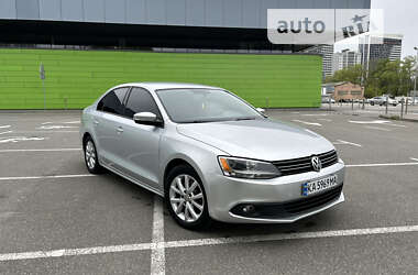 Седан Volkswagen Jetta 2011 в Киеве