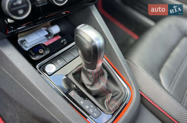 Седан Volkswagen Jetta 2015 в 