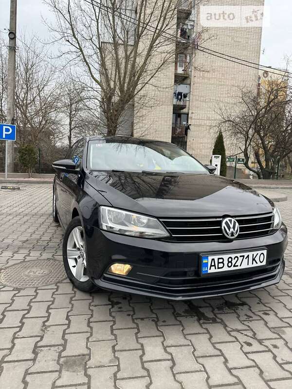 Седан Volkswagen Jetta 2016 в Вінниці
