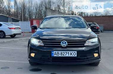 Седан Volkswagen Jetta 2016 в Вінниці