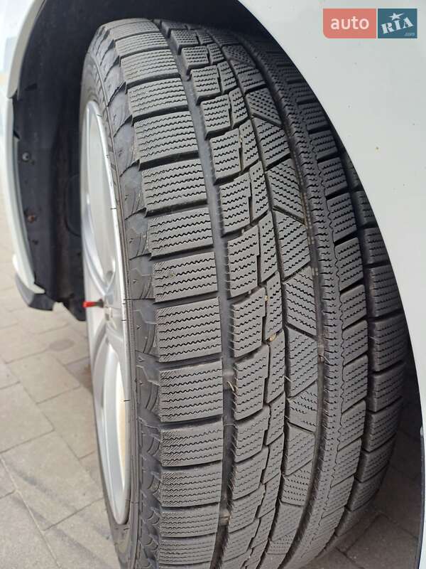 Седан Volkswagen Jetta 2016 в Тернополе