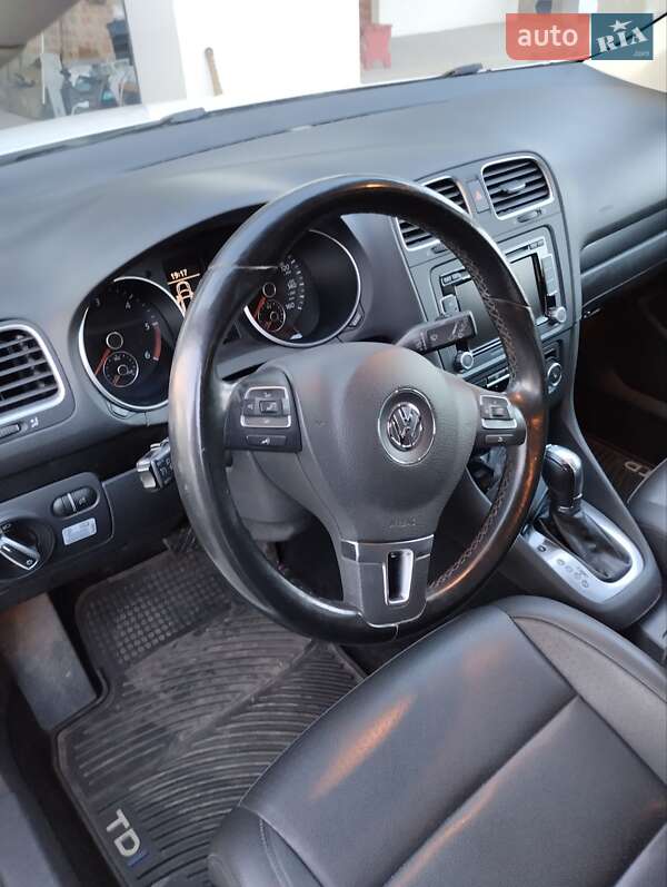 Универсал Volkswagen Jetta 2013 в Ровно