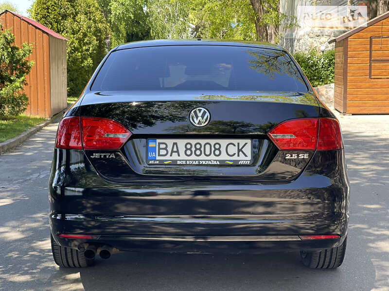 Седан Volkswagen Jetta 2012 в Кропивницком