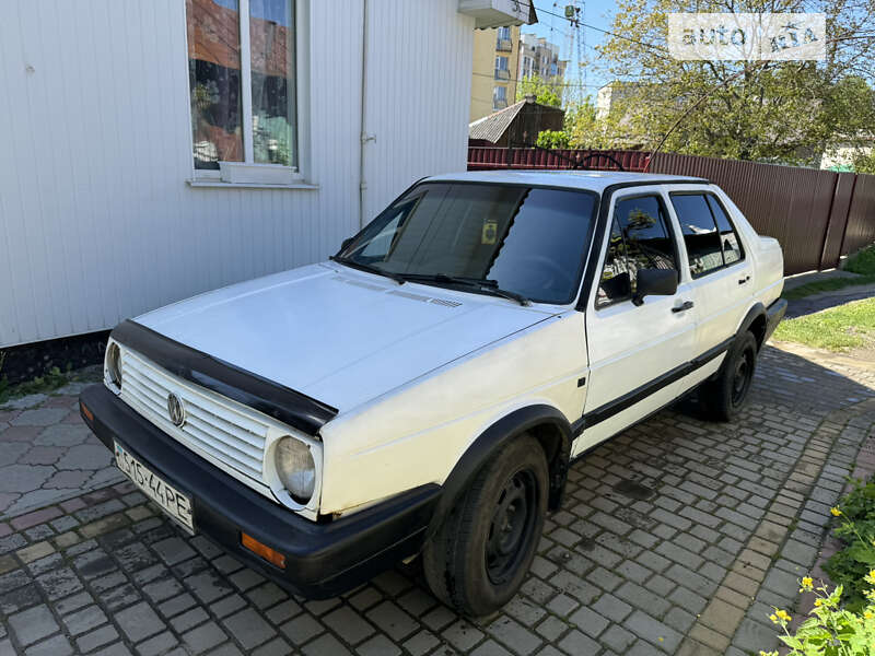 Седан Volkswagen Jetta 1986 в Стрию