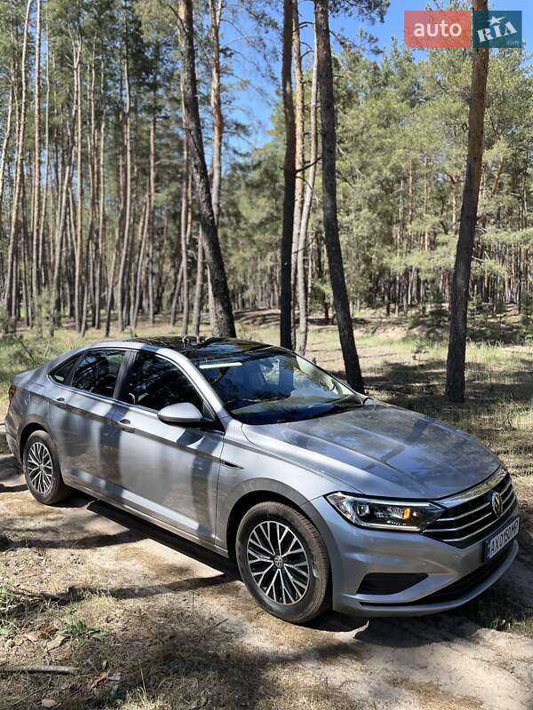Седан Volkswagen Jetta 2019 в Києві