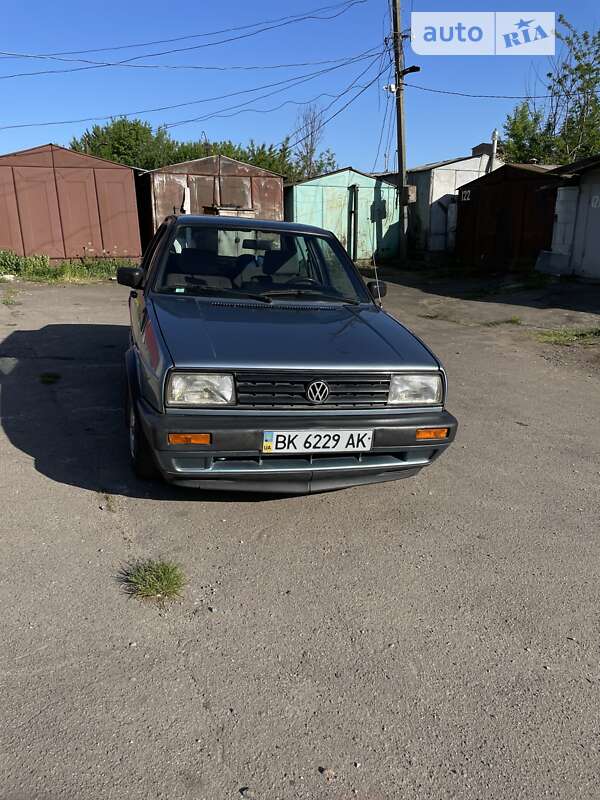 Седан Volkswagen Jetta 1991 в Ровно