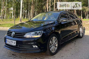 Седан Volkswagen Jetta 2016 в Києві