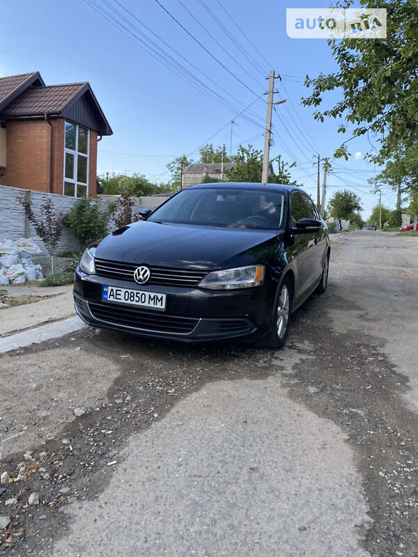 Седан Volkswagen Jetta 2013 в Днепре