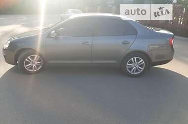 Седан Volkswagen Jetta 2007 в Днепре