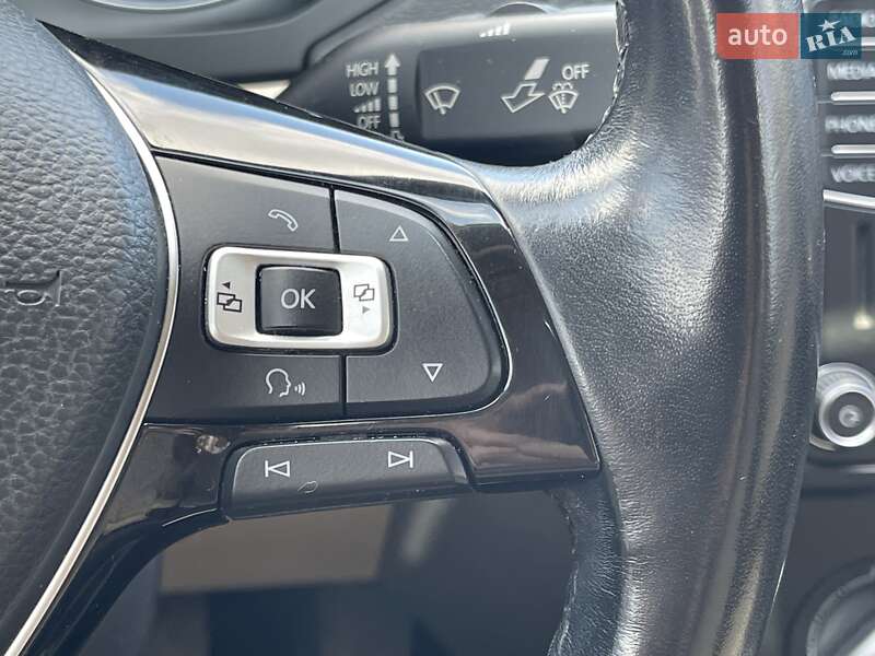 Седан Volkswagen Jetta 2017 в Киеве