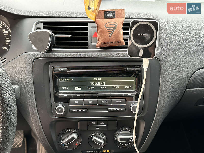 Седан Volkswagen Jetta 2011 в Одесі фото 12 Седан Volkswagen Jetta 2011 в Одесі