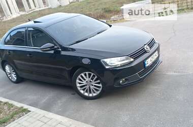 Седан Volkswagen Jetta 2013 в Борисполе
