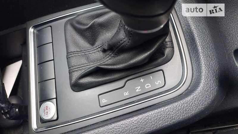 Седан Volkswagen Jetta 2014 в Івано-Франківську