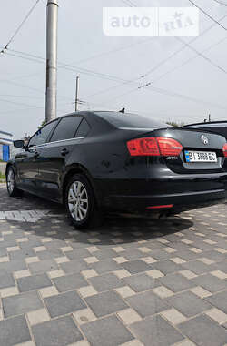 Седан Volkswagen Jetta 2013 в Полтаве