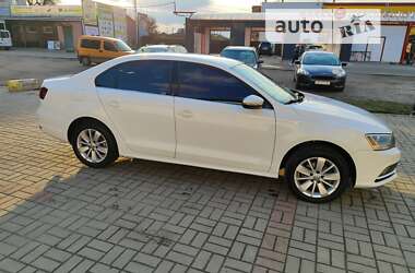 Седан Volkswagen Jetta 2016 в Прилуках