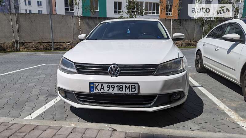 Седан Volkswagen Jetta 2012 в Киеве