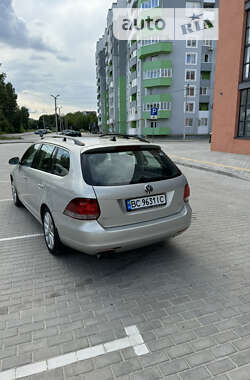 Универсал Volkswagen Jetta 2010 в Львове