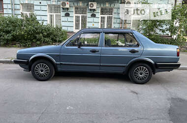 Седан Volkswagen Jetta 1985 в Киеве