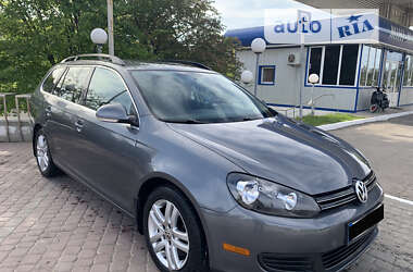 Универсал Volkswagen Jetta 2011 в Ивано-Франковске