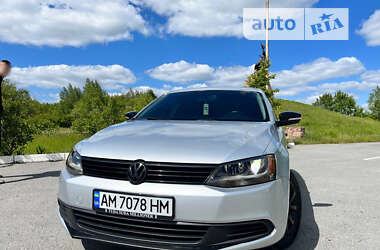 Седан Volkswagen Jetta 2013 в Звягеле