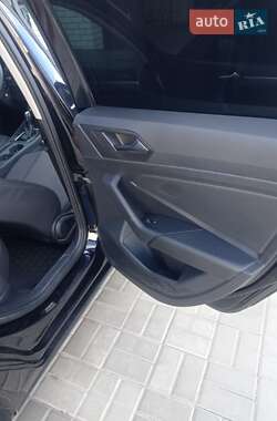 Седан Volkswagen Jetta 2018 в 