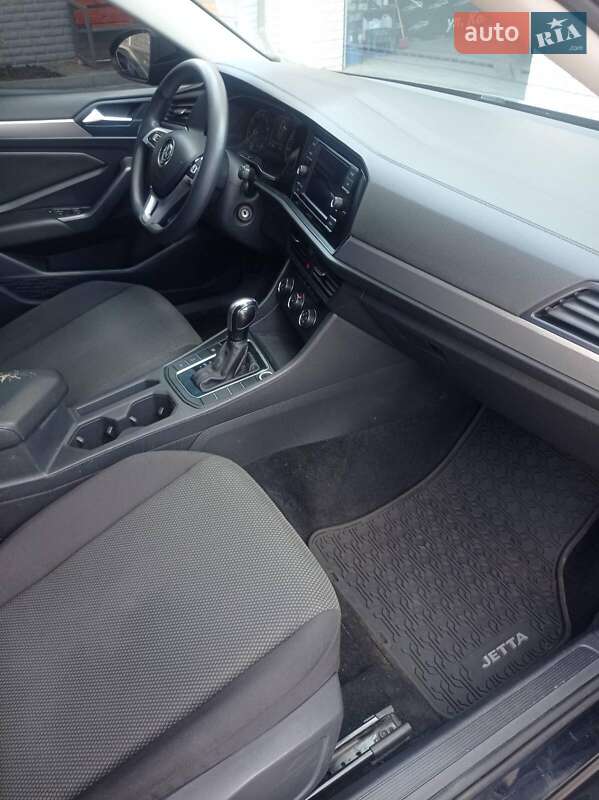Седан Volkswagen Jetta 2018 в Харкові фото 14 Седан Volkswagen Jetta 2018 в Харкові