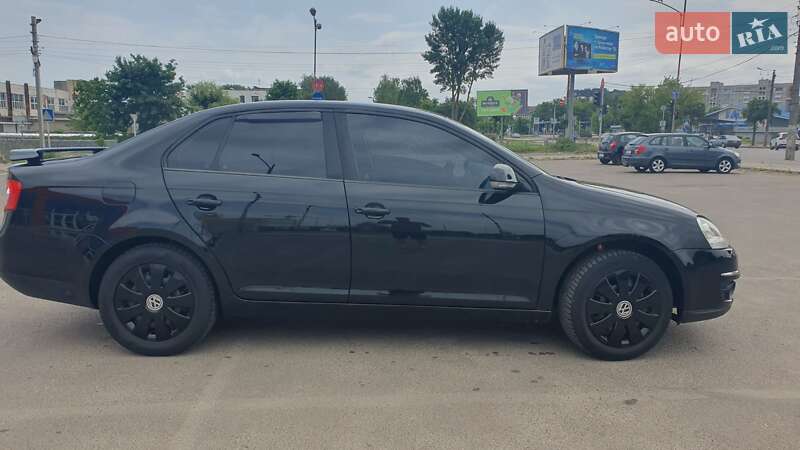 Седан Volkswagen Jetta 2006 в Житомирі