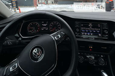 Седан Volkswagen Jetta 2020 в Харькове