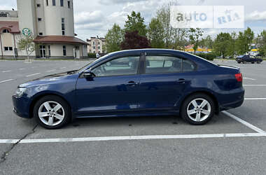 Седан Volkswagen Jetta 2011 в Киеве