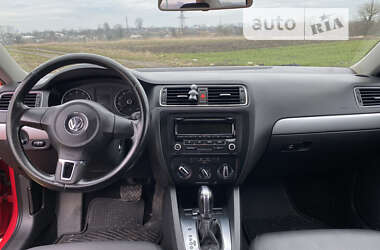 Седан Volkswagen Jetta 2012 в Зборові