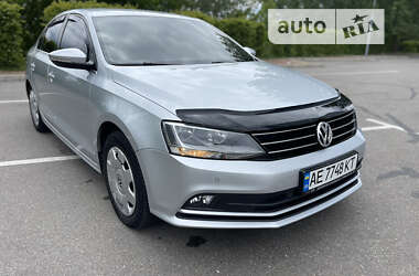 Седан Volkswagen Jetta 2016 в Кривому Розі