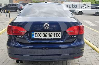 Седан Volkswagen Jetta 2012 в Львове