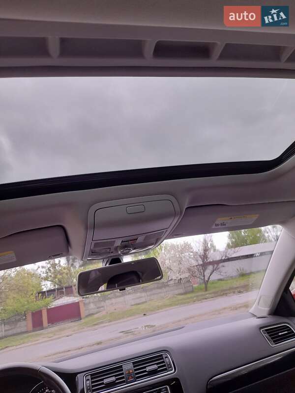 Седан Volkswagen Jetta 2017 в Макарове фото 15 Седан Volkswagen Jetta 2017 в Макарове