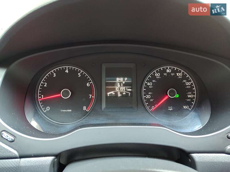 Седан Volkswagen Jetta 2014 в Ивано-Франковске