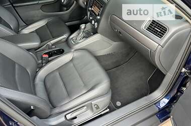 Седан Volkswagen Jetta 2014 в Києві