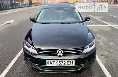 Седан Volkswagen Jetta 2013 в Києві