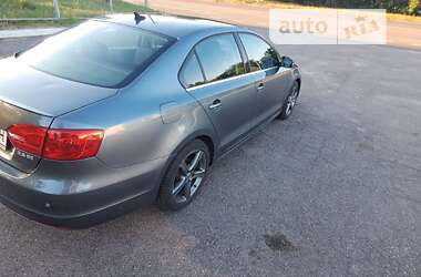 Седан Volkswagen Jetta 2012 в Черкасах